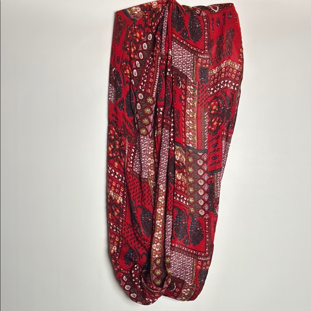 Lulu Rayon Red Patterned Infinity Scarf